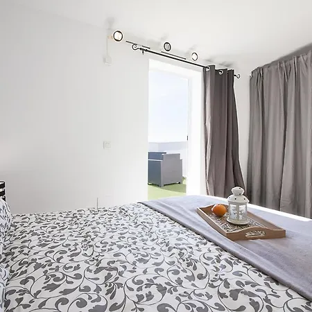 Hurtado Apartamento *